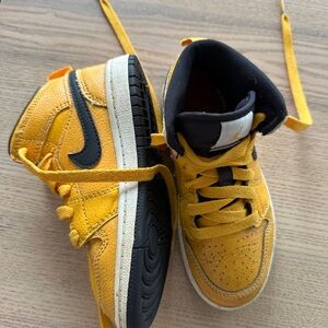 Nike Kids Yellow and Black Air Jordan’s